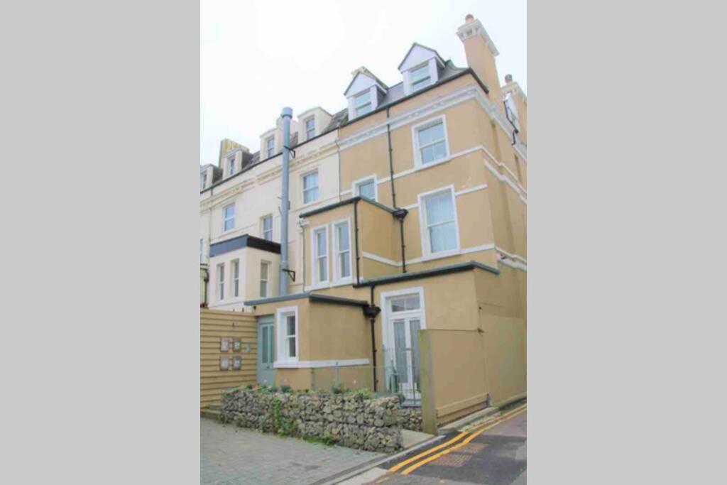 The Hideaway Apartment